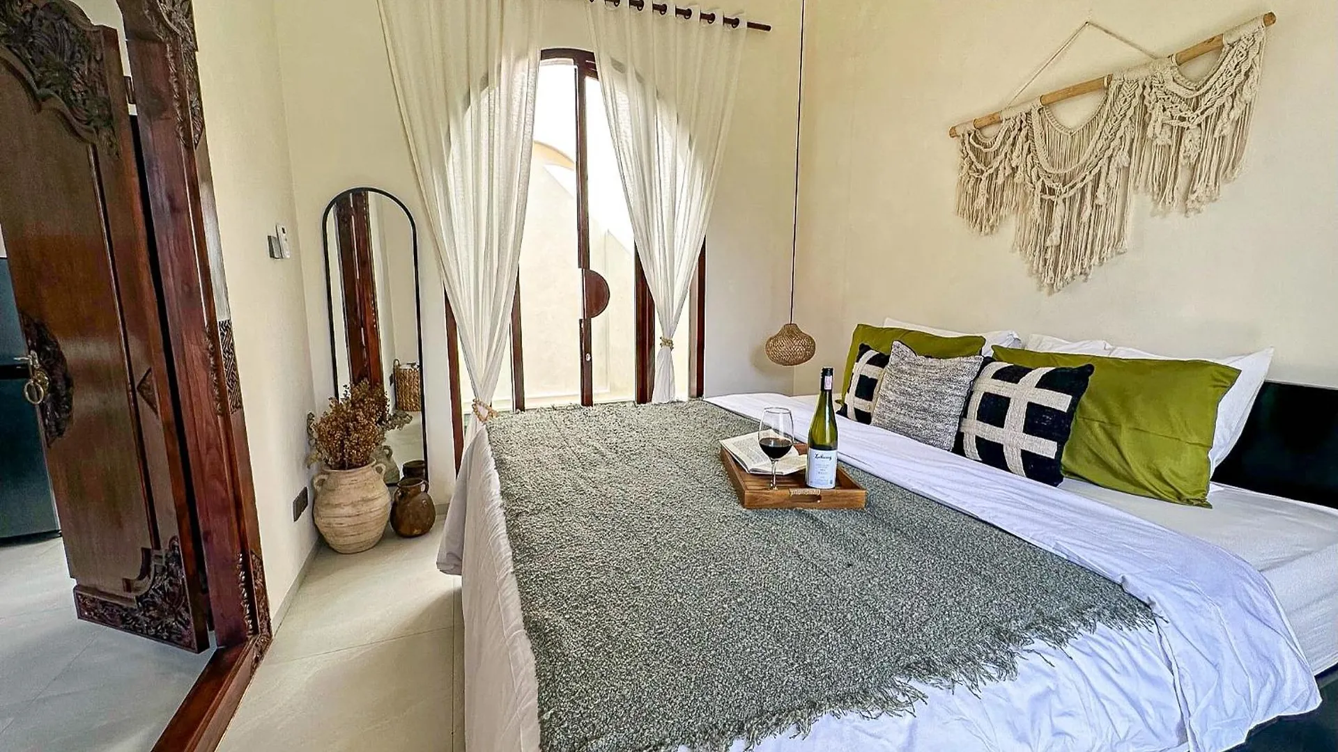 Aesthetic 1-Bedroom-Villa Lala With Private Pool Near Uluwatu -Bali Jimbaran 0*,  Indonésie
